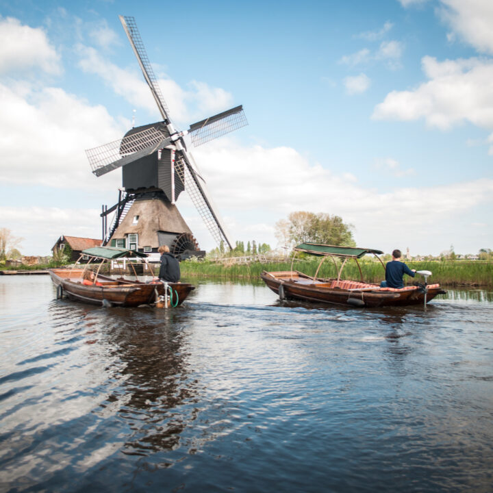 Fluisterboten bij een molen