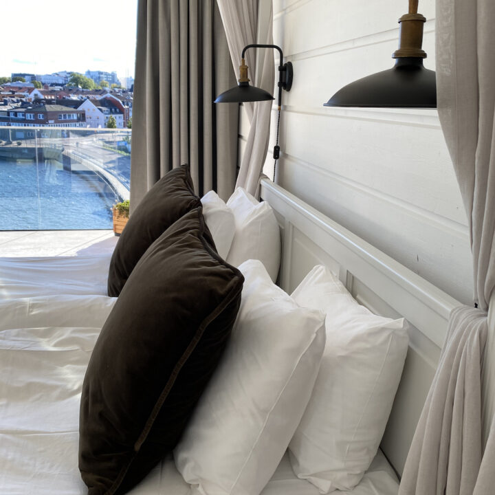 Slapen in een hotel aan het water in Zweden